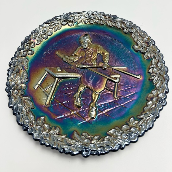 Fenton - Vintage (1970s) Carnival Art Glass Plate. NOT FOR FOOD USE!!! - Picture 15 of 17